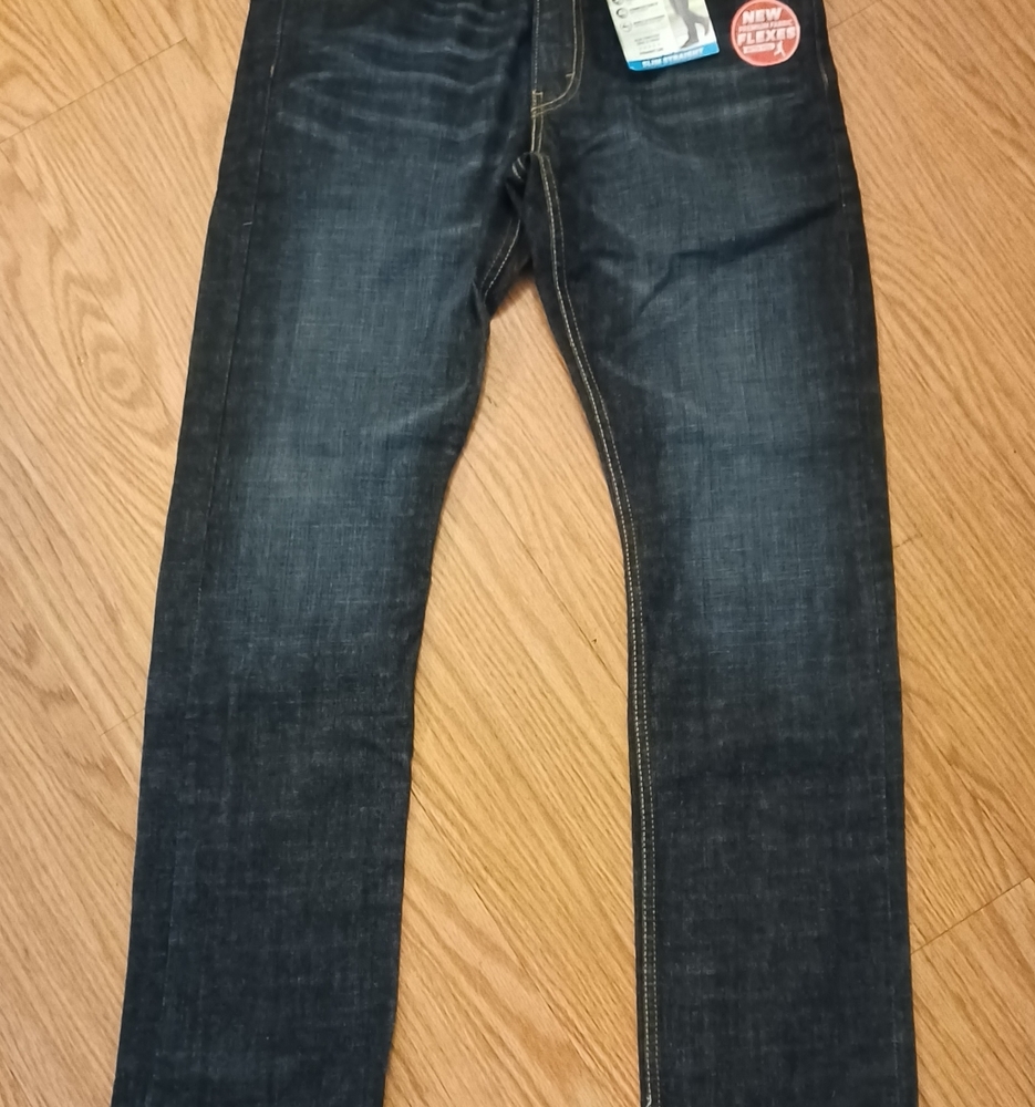 NEW Signature Levi Strauss & Co slim straight 32x32 men's dark wash jeans
